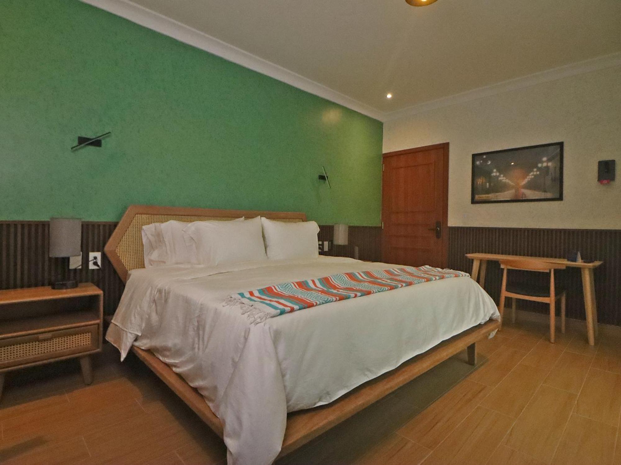 אוריסבה Hotel Boutique Tipico מראה חיצוני תמונה